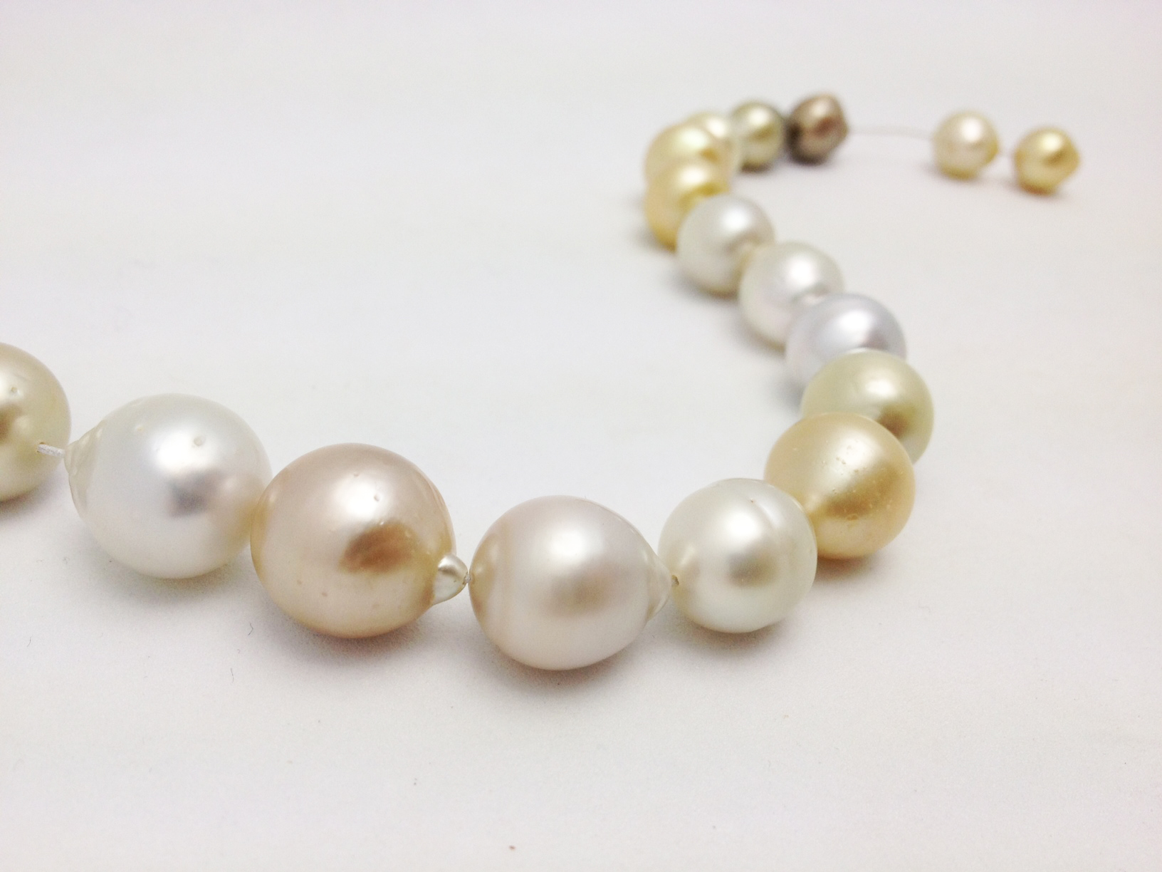 Single South Sea Pearl Strand